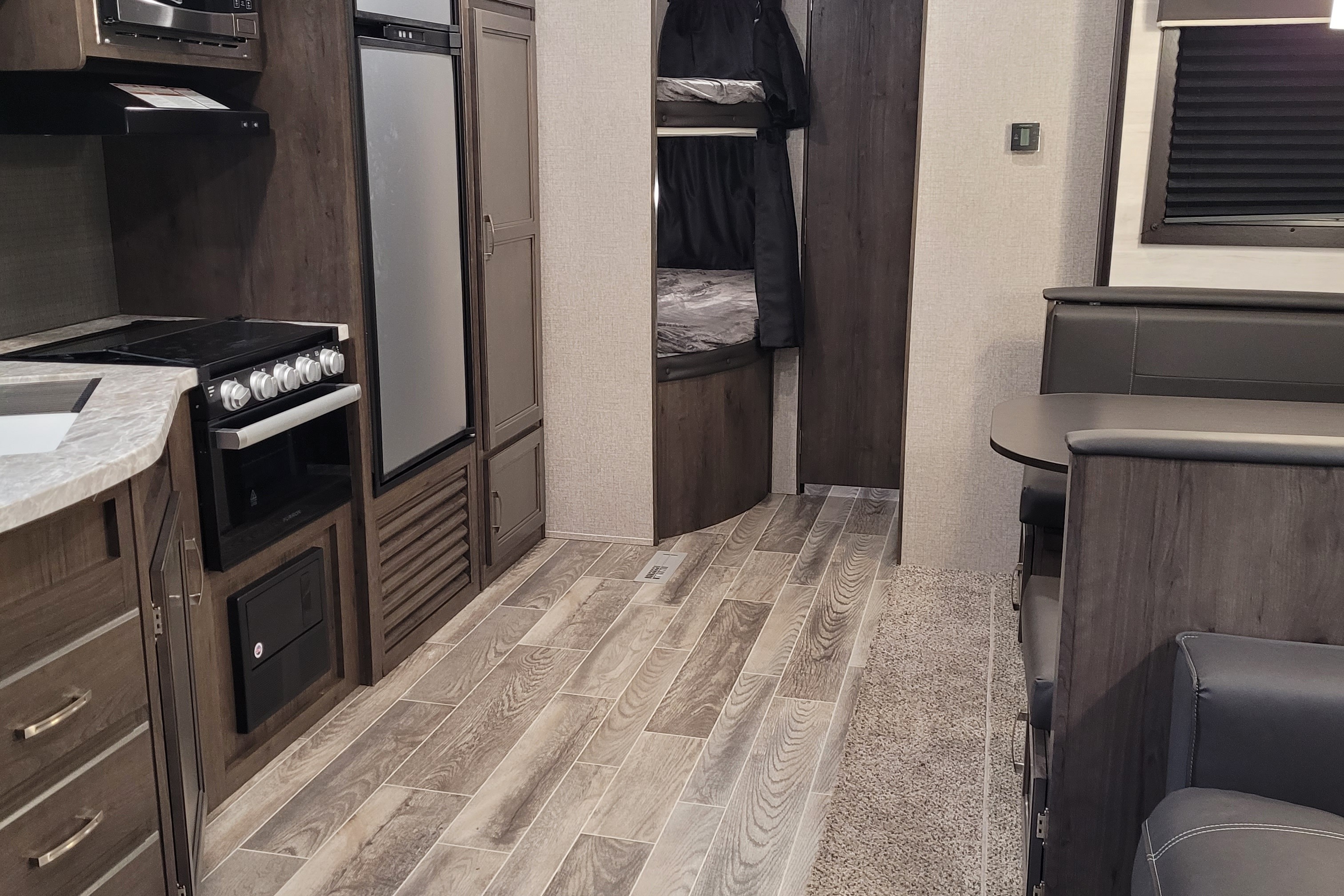 🌟5 Star Travel Trailer- sleeps 8! Comfort and luxury 