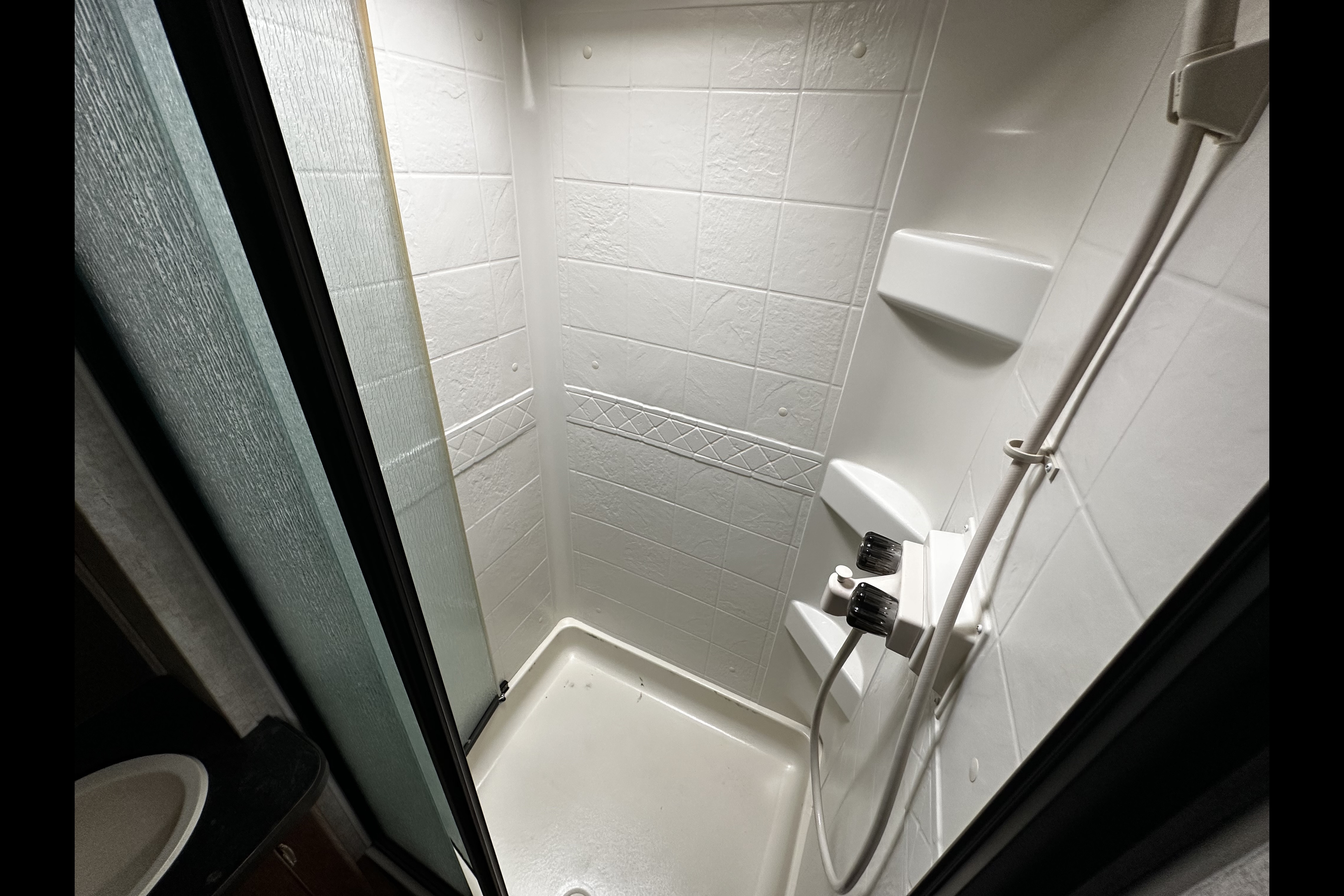 Rolling Retreat Keystone Bullet Premier Travel Trailer
