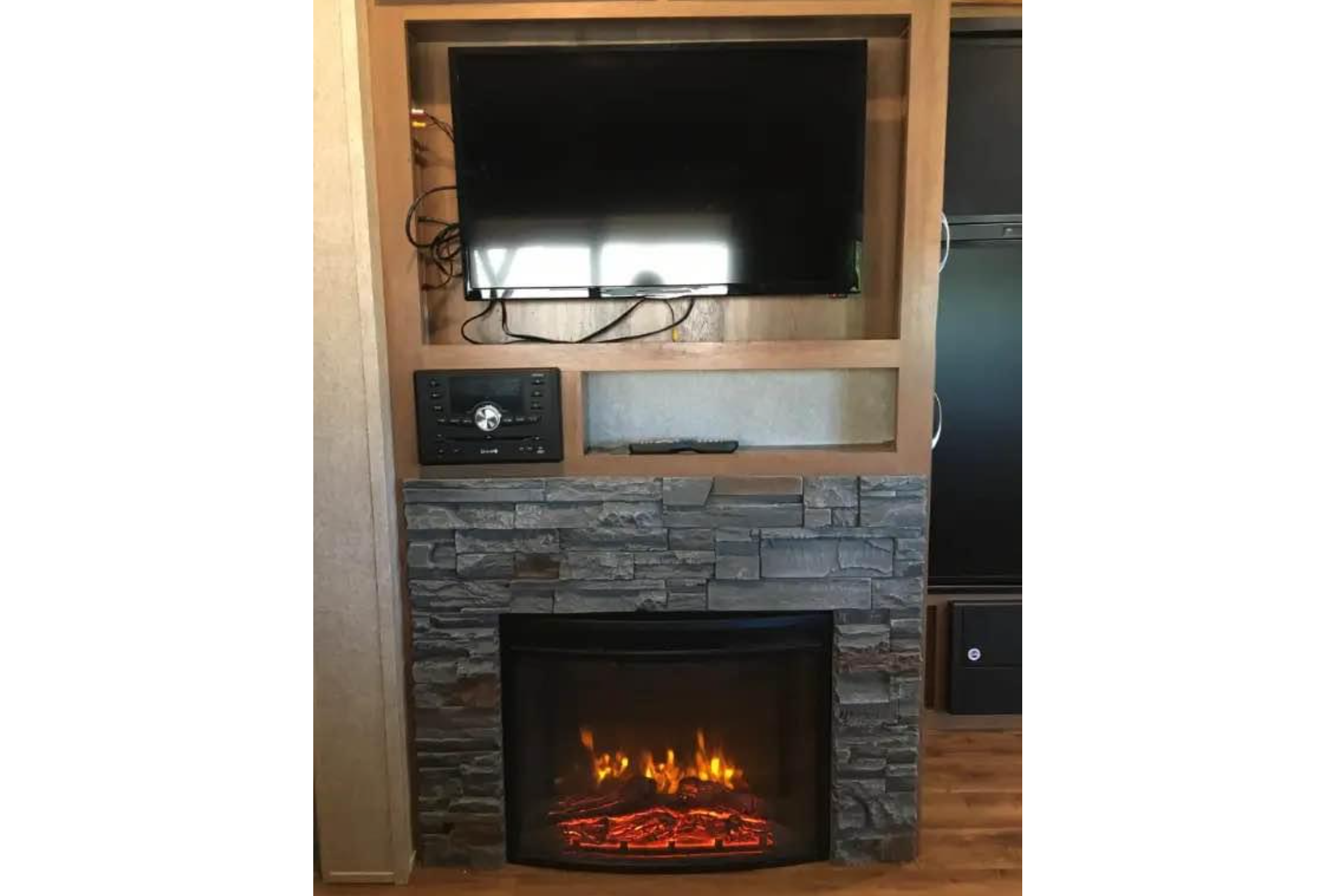Costa’s Lake Superior Coachmen Travel Trailer