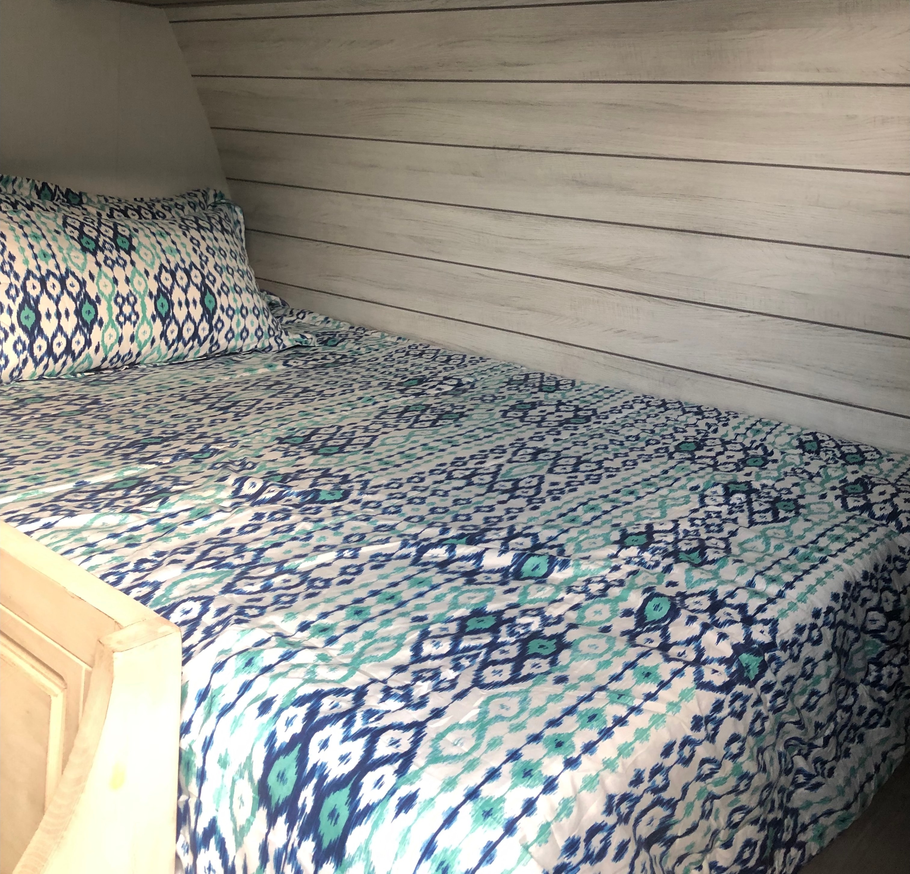 2024 Keystone Coleman Lantern 17R Travel Trailer