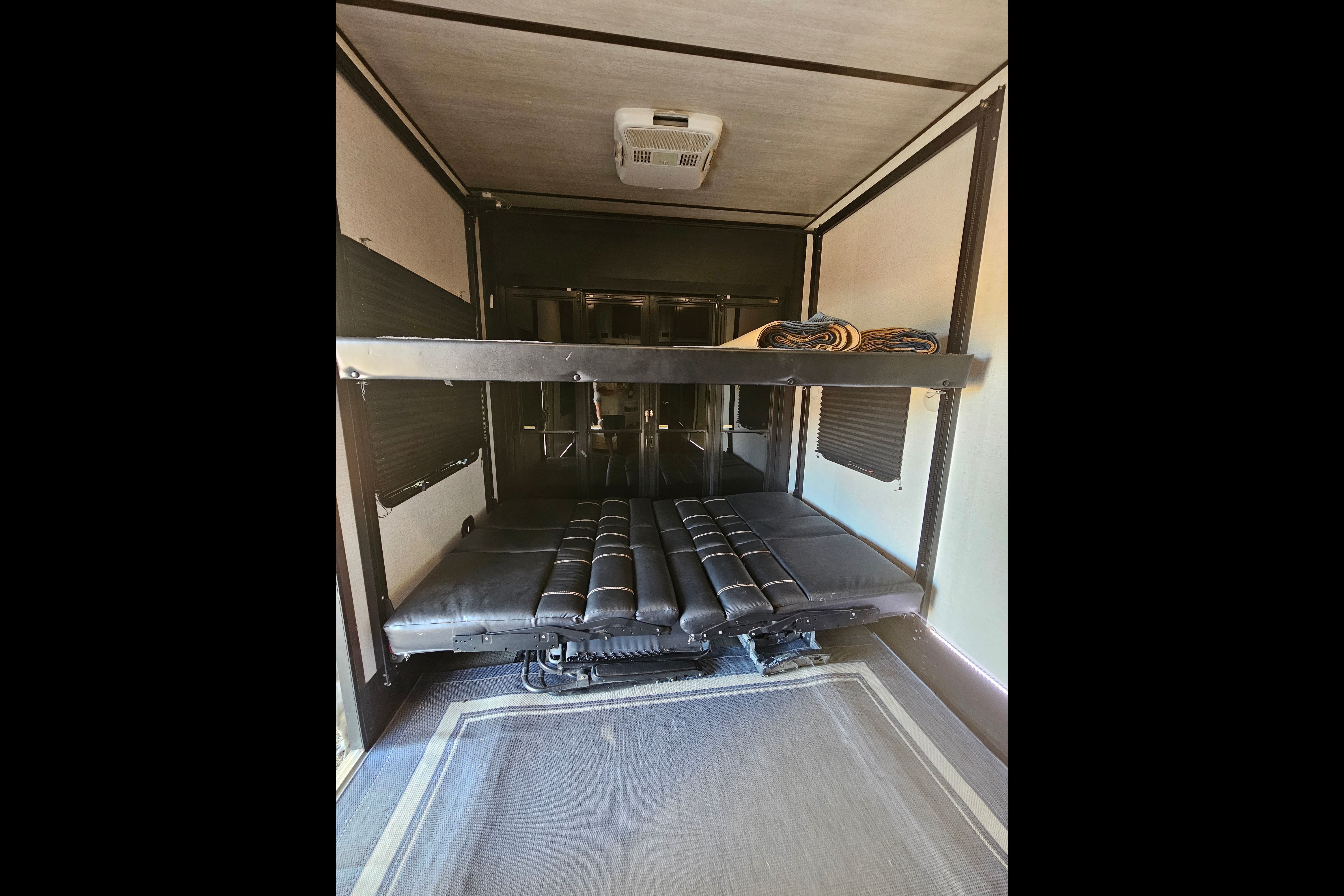 Anthony's Dutchmen 2020 Toy Hauler