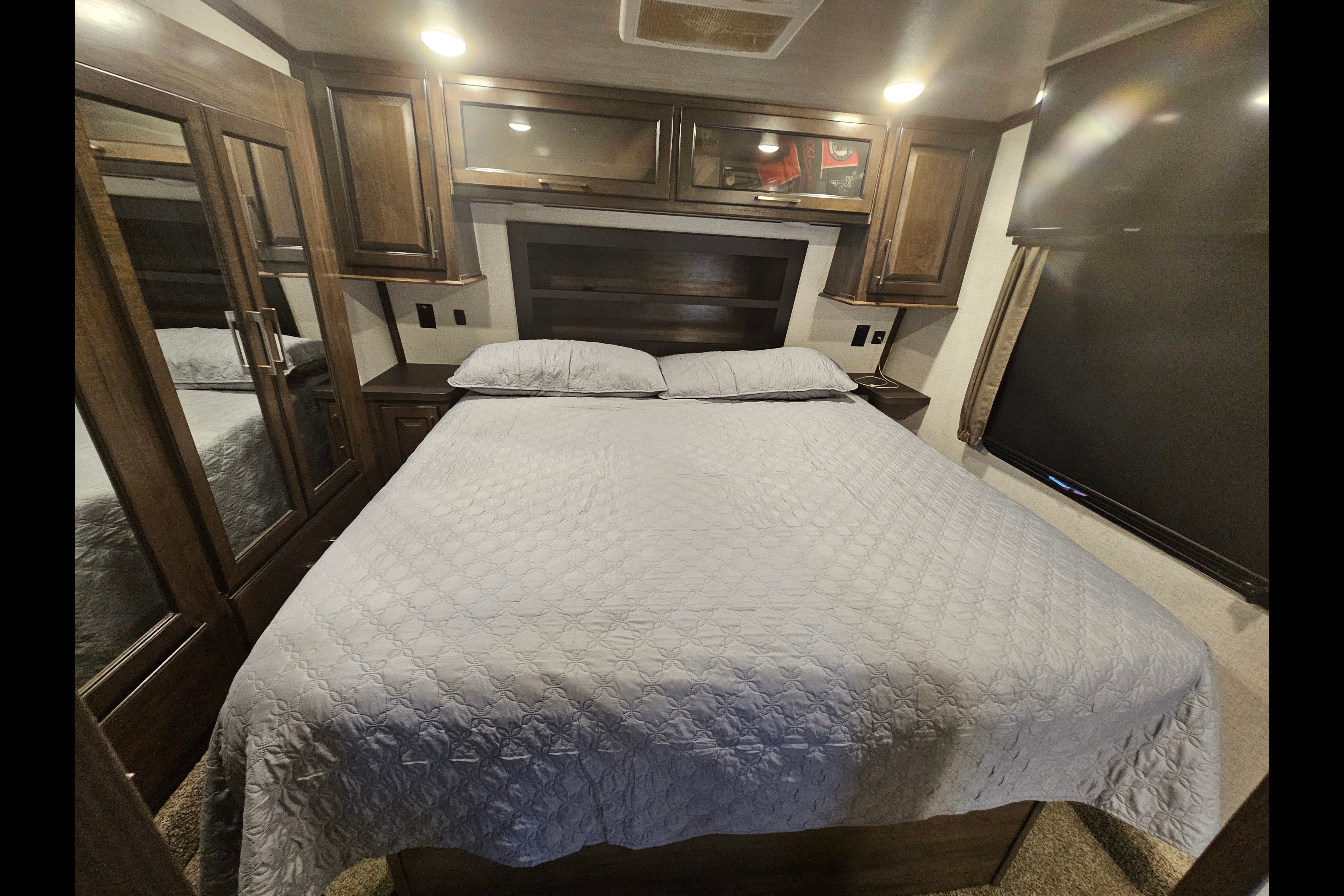 Anthony's Dutchmen 2020 Toy Hauler
