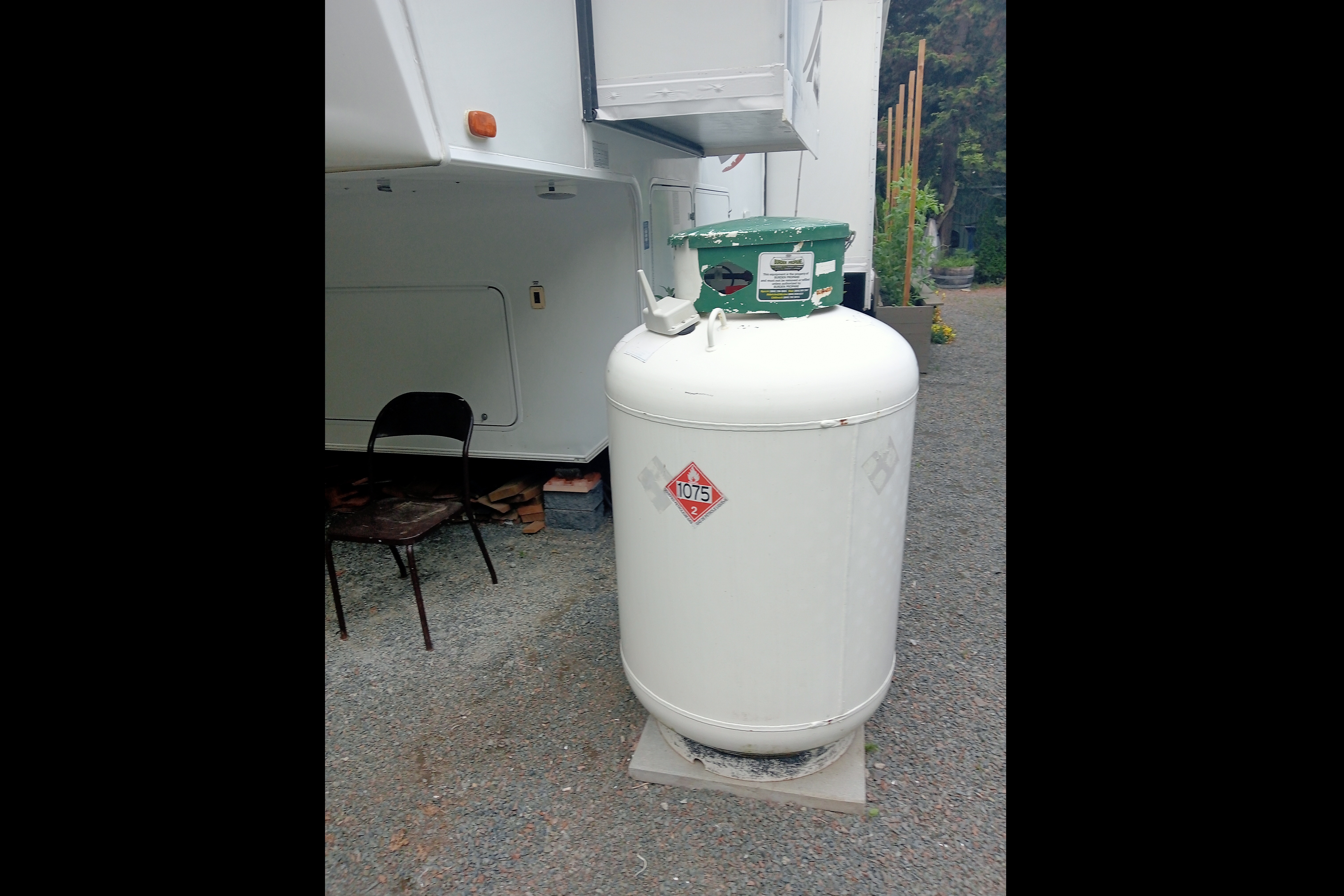 Harrison Hot Springs Set location - non moveable