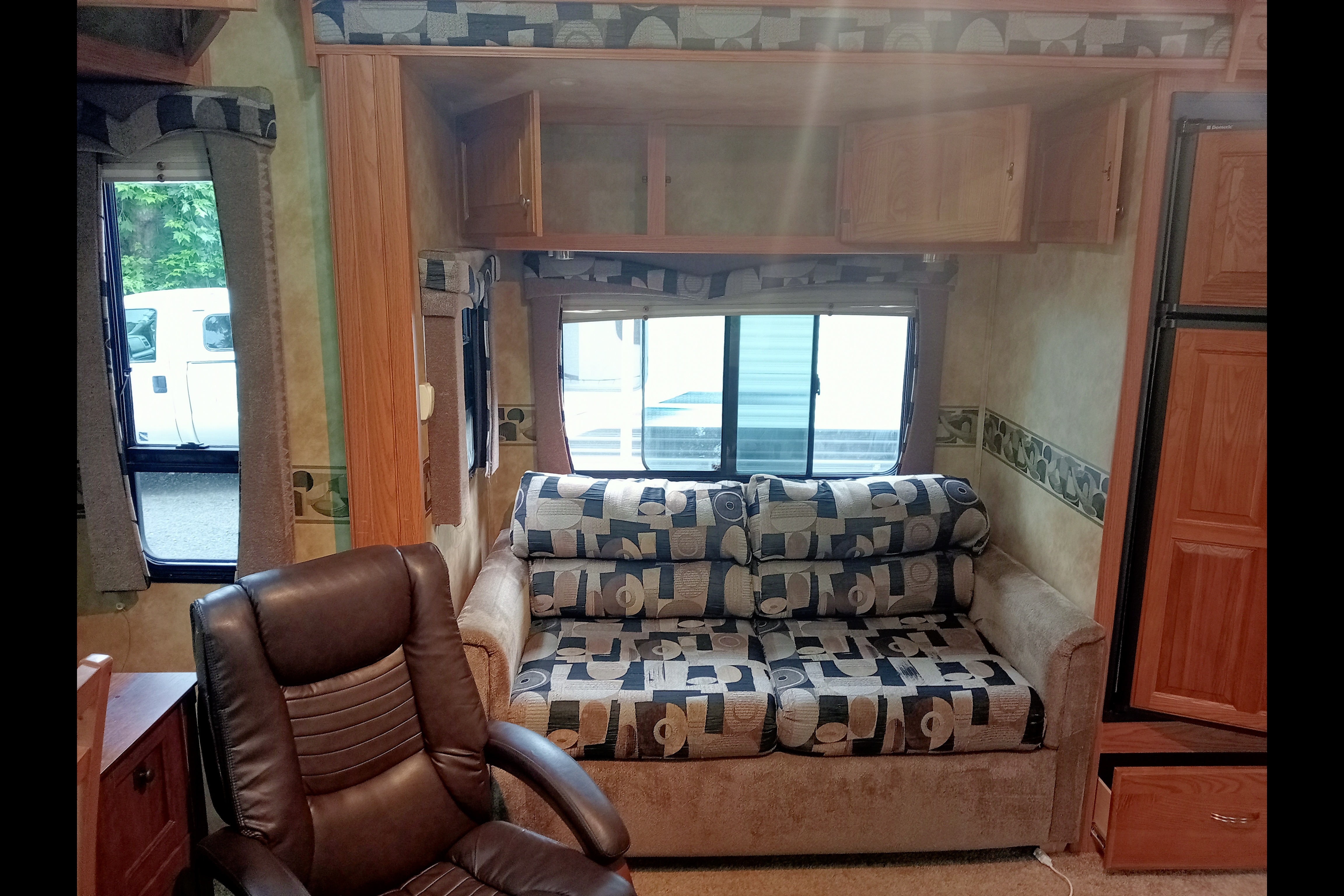 Harrison Hot Springs Set location - non moveable