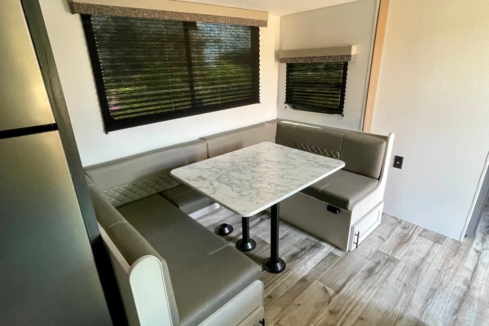 Brand New! 2026 DUTCHMEN ASPEN TRAIL 23 BH LE