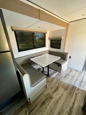 Brand New! 2026 DUTCHMEN ASPEN TRAIL 23 BH LE