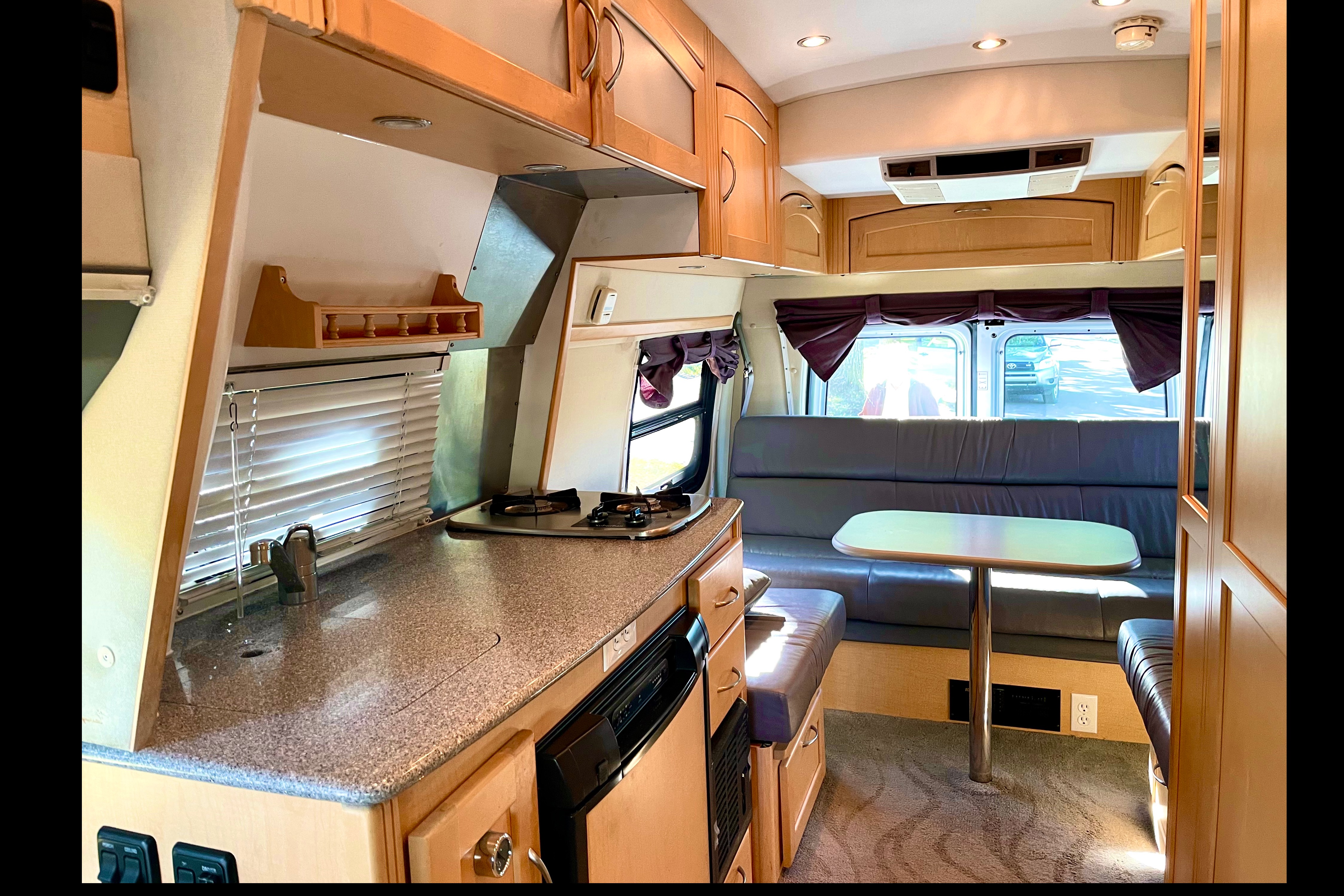 2007 PleasureWay with Solar & Generator