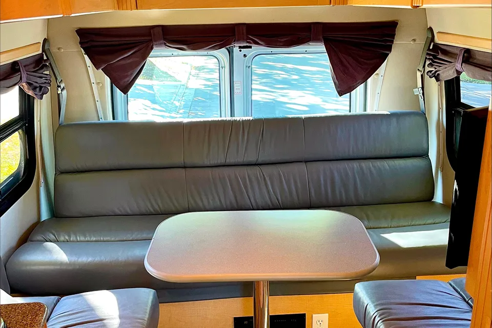 2007 PleasureWay with Solar & Generator