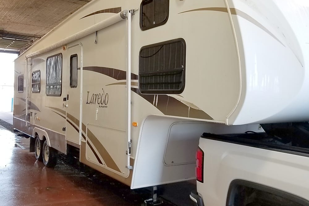 Stews Keystone Laredo 32 Fifth Wheel