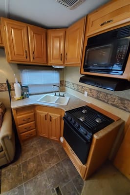 Stews Keystone Laredo 32 Fifth Wheel