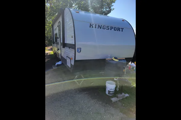 Jordan's Gulf Stream Kingsport 248bh Travel Trailer