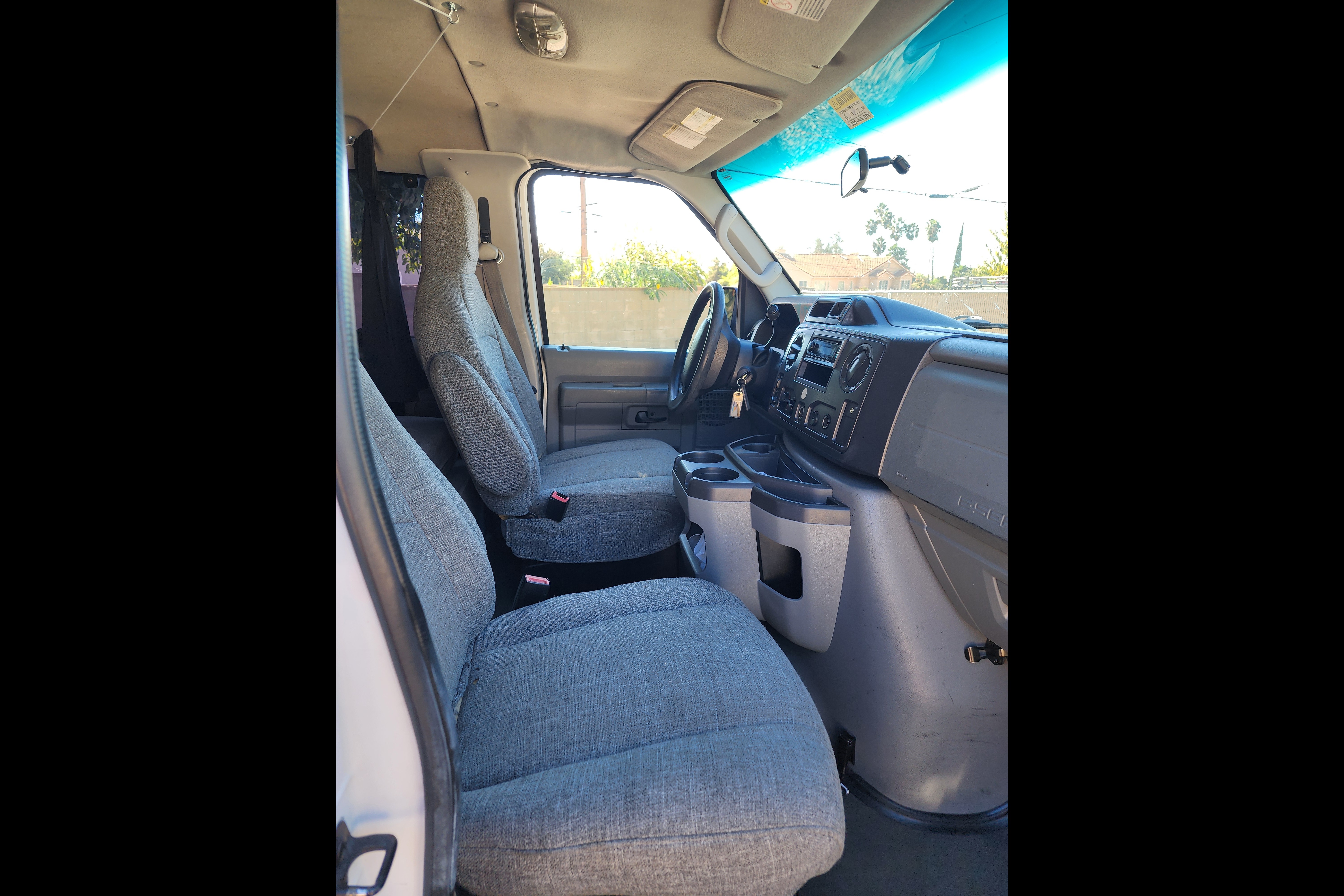 RAIN FOREST FORD E150