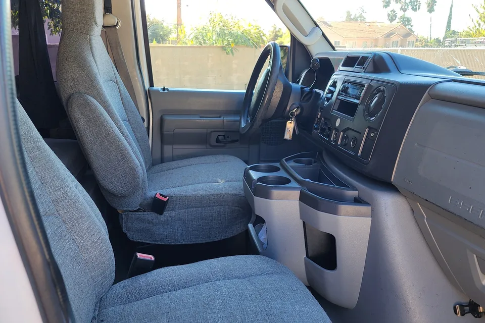 RAIN FOREST FORD E150