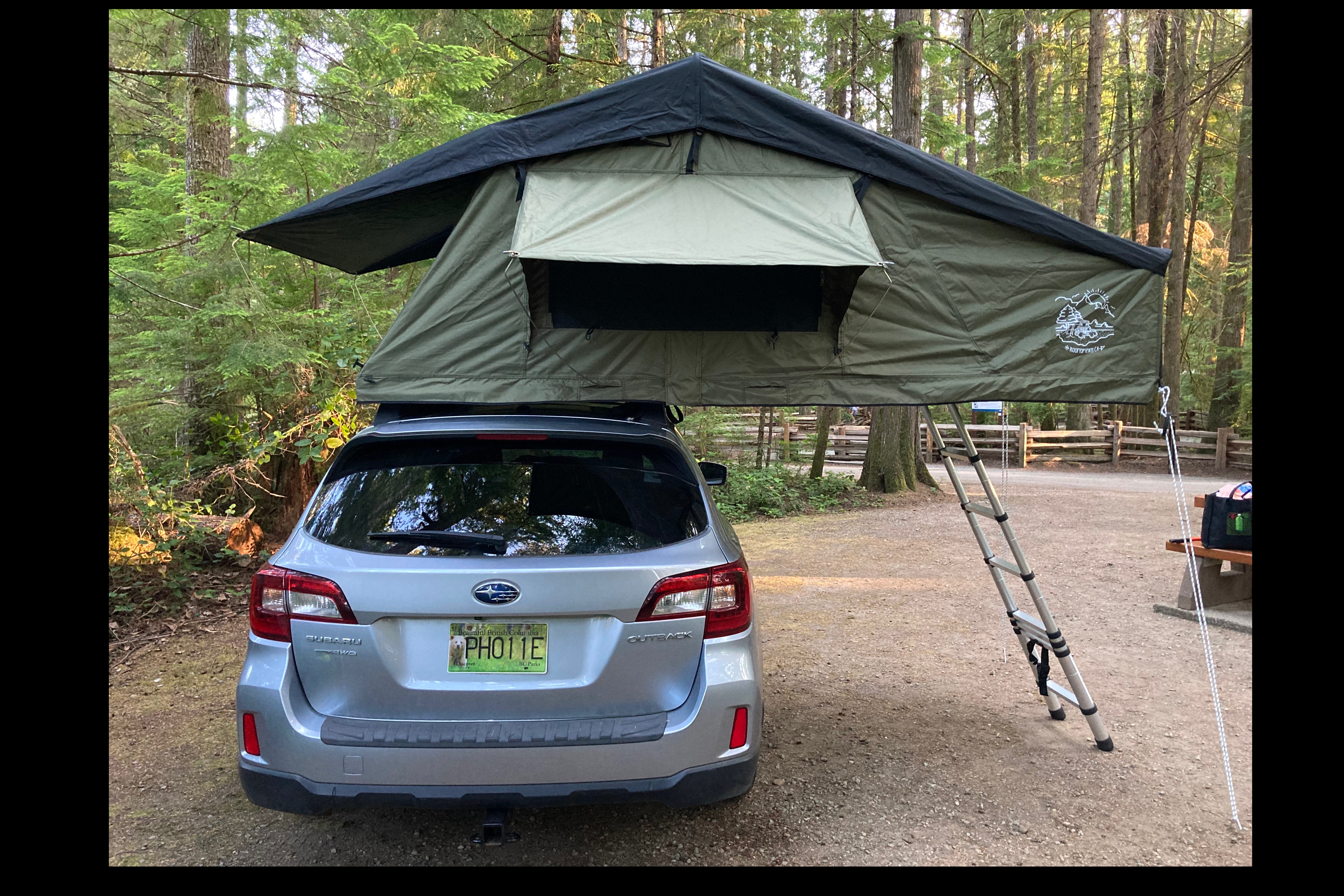 4x4 Subaru with Roof Top Tent