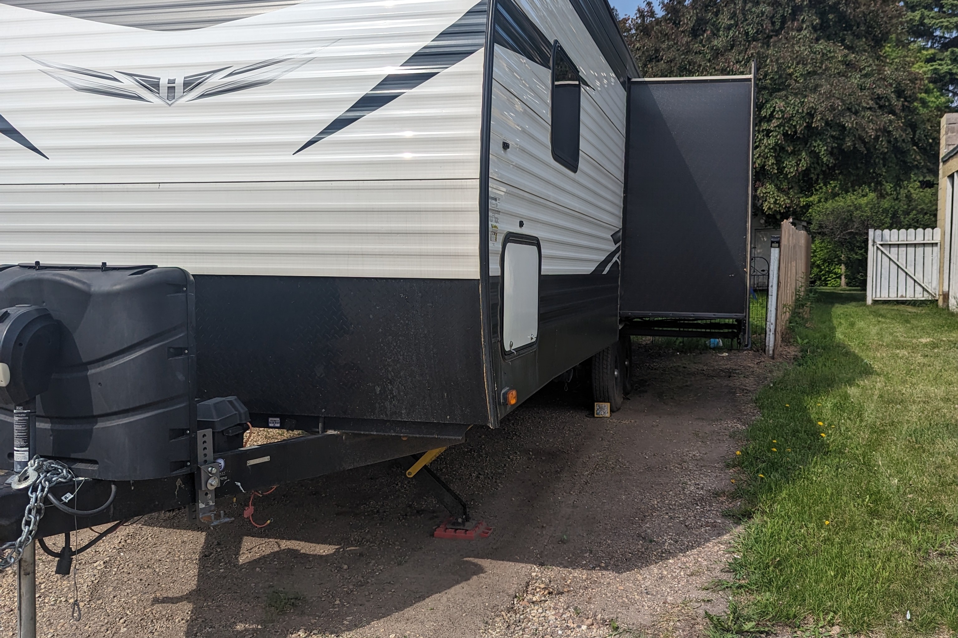 Ben's Keystone ,Hideout Travel Trailer