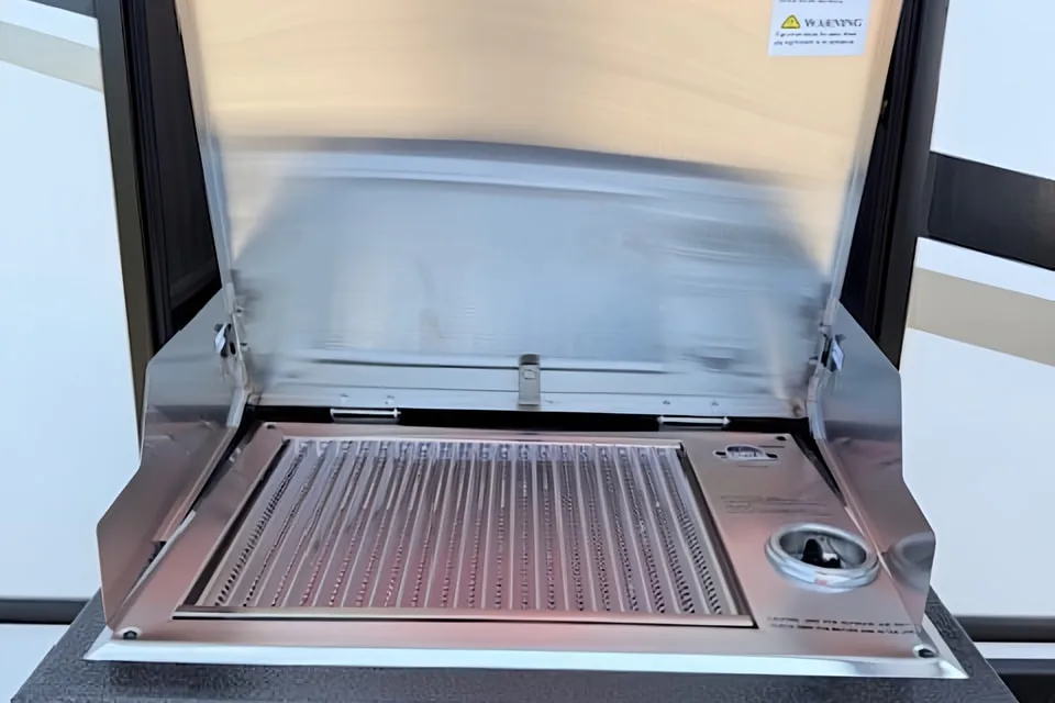 Lisa's Sunset Trailer