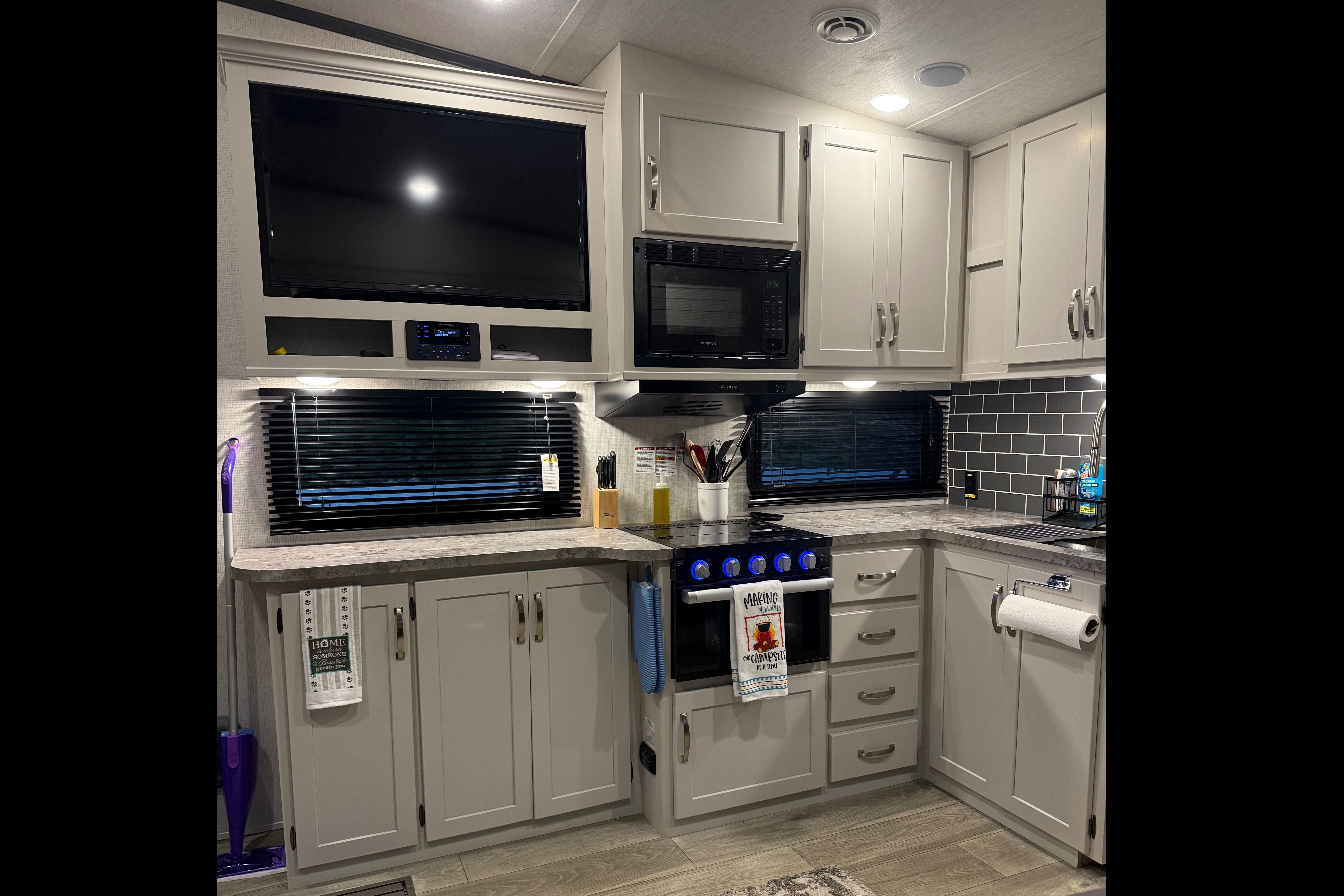 Carson's Keystone Cougar Sport Fifth Wheel