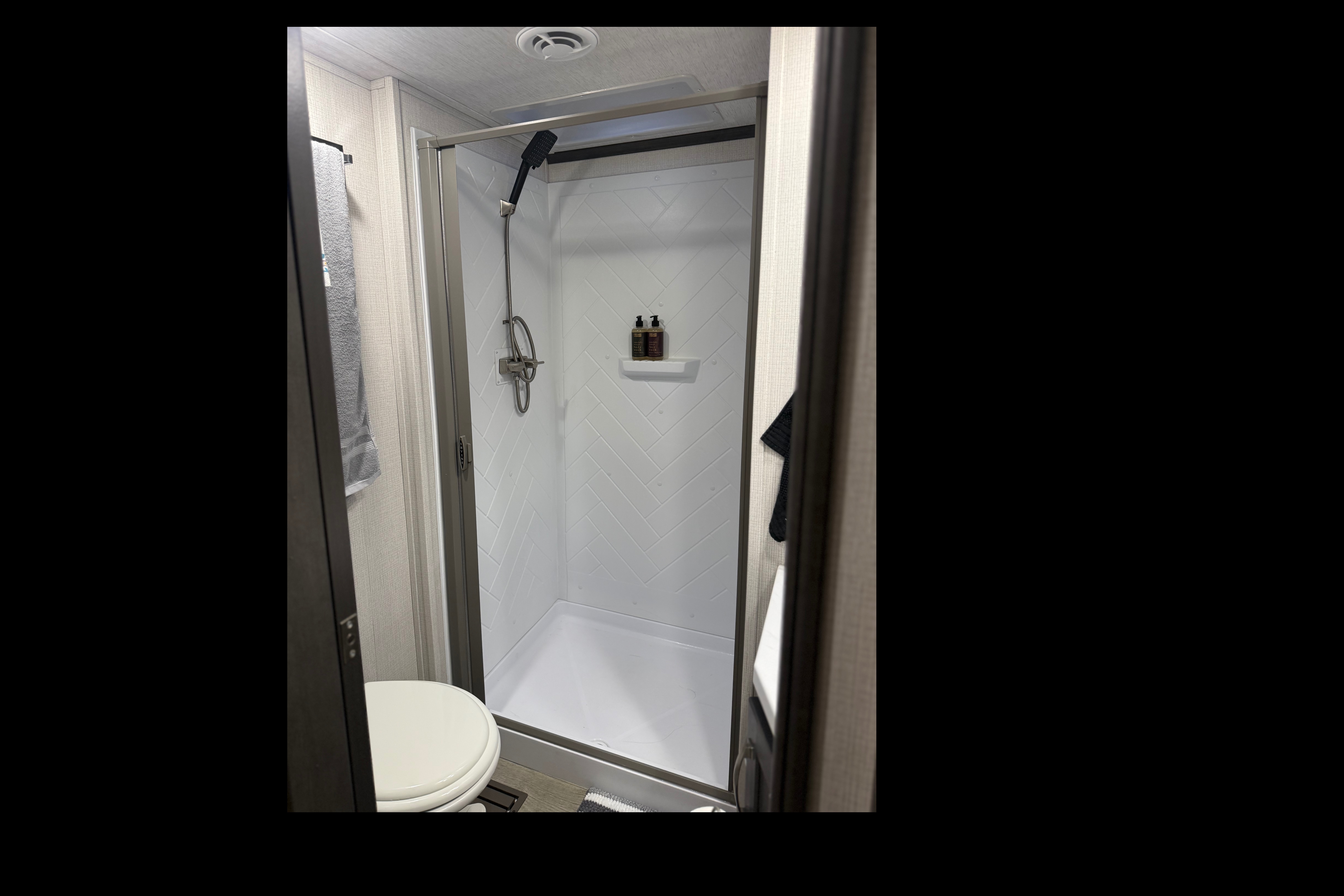 Carson's Keystone Cougar Sport Fifth Wheel