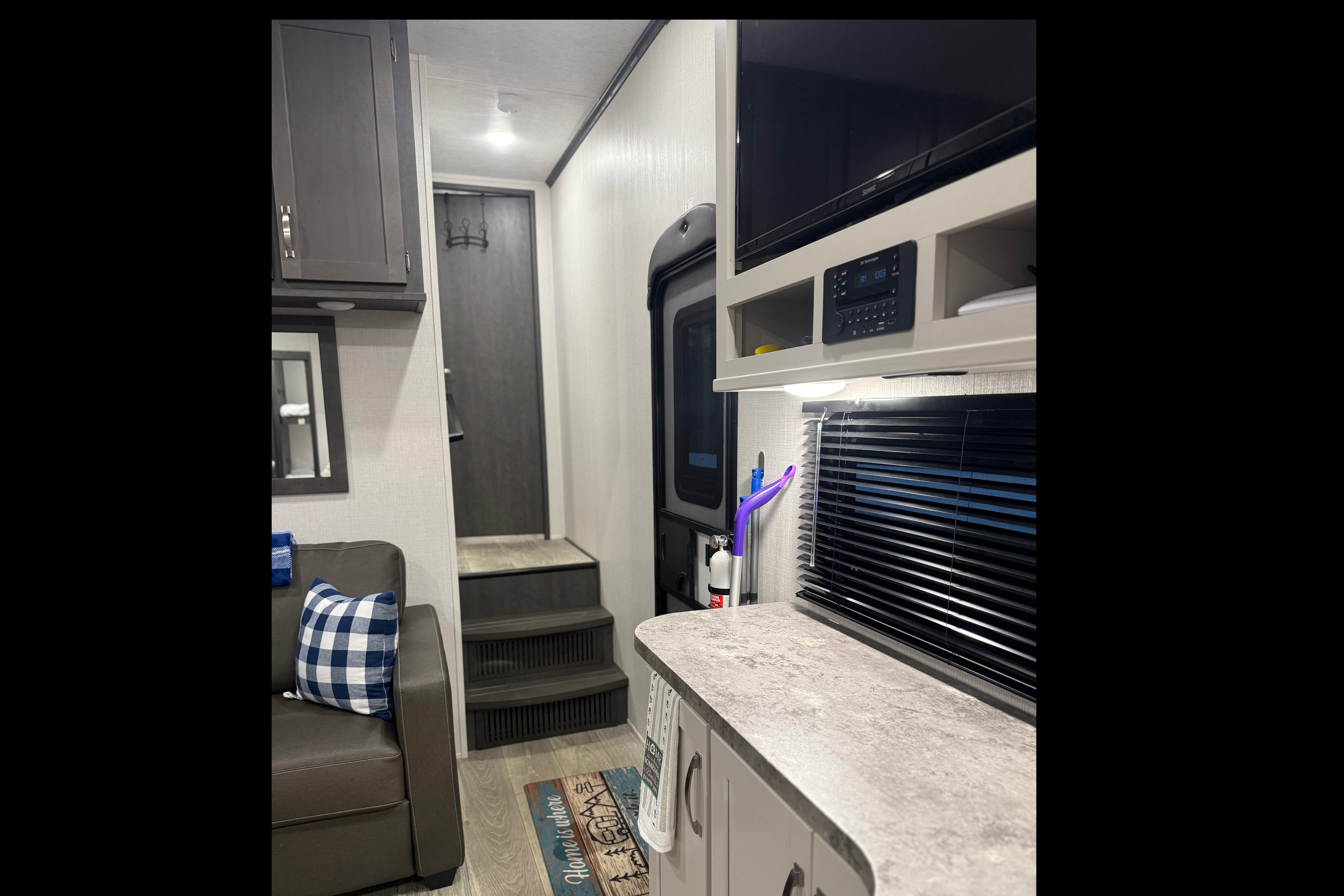 Carson's Keystone Cougar Sport Fifth Wheel