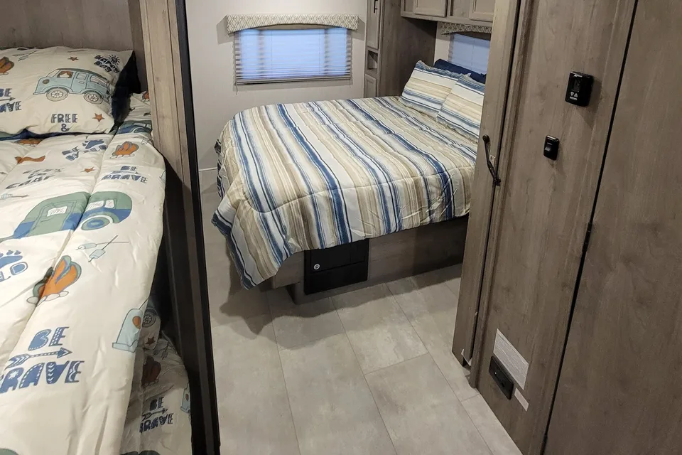 Coachmen Freelander 30BH