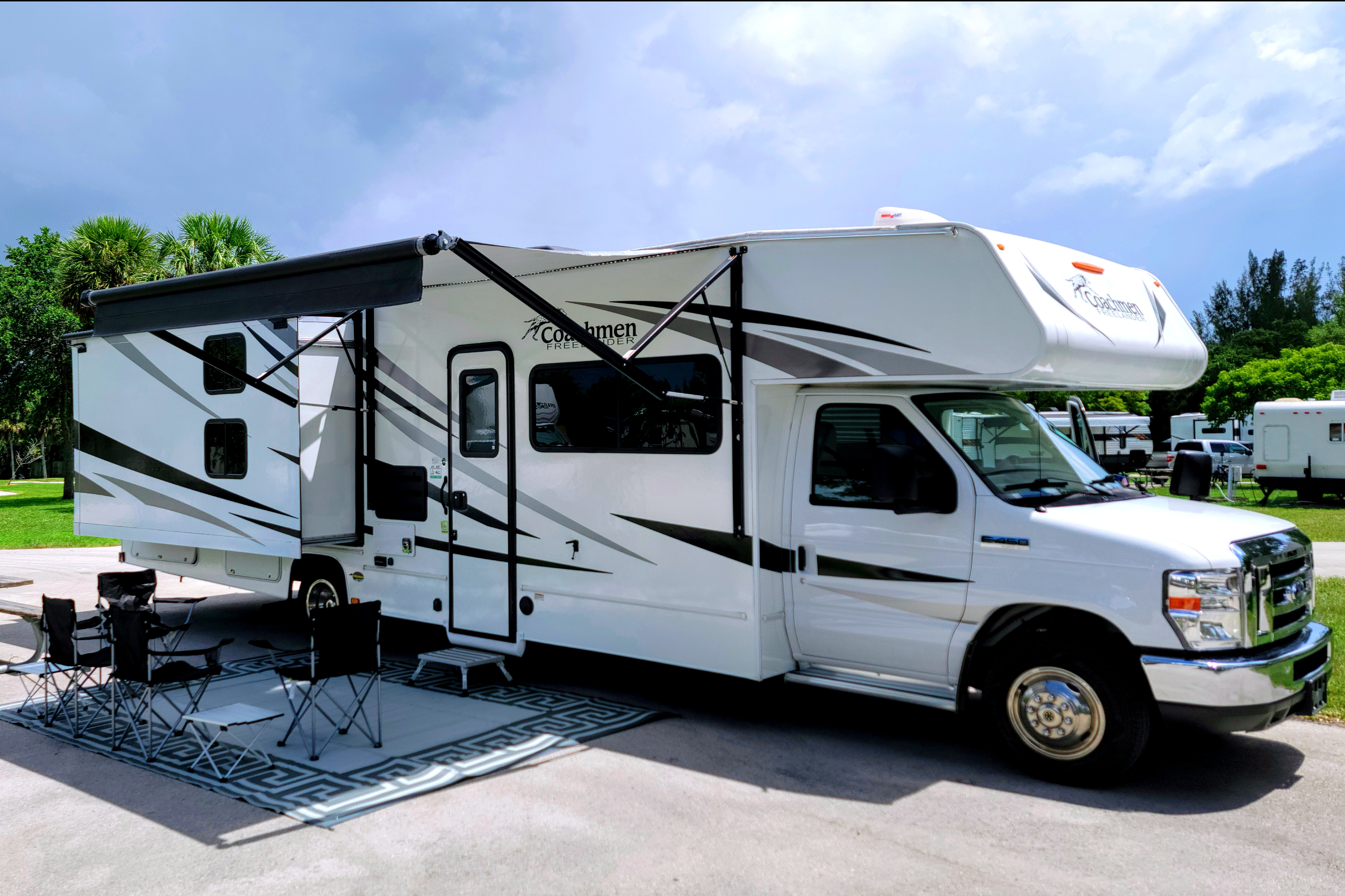 Coachmen Freelander 30BH