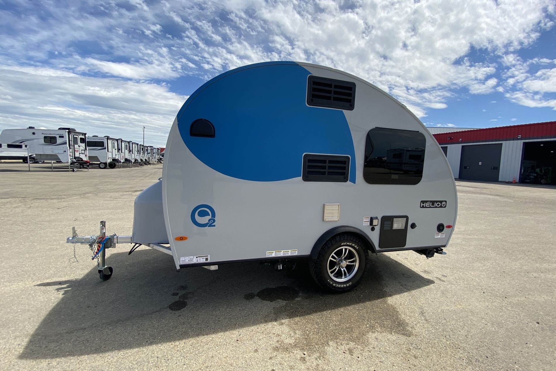 The Tiny Glamper - tow with your SUV!