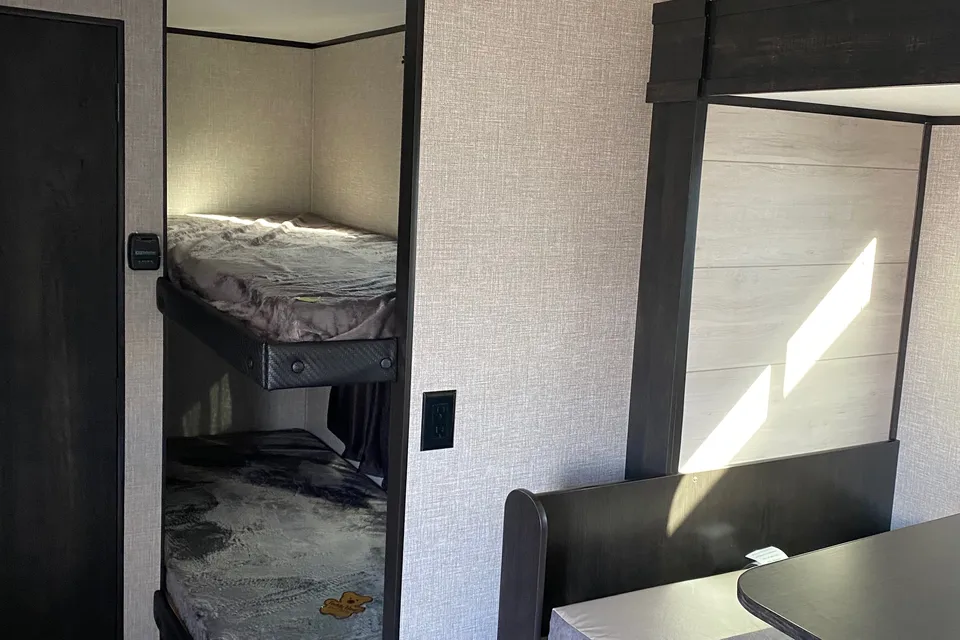 Goliath's Jayco Jay Flight SLX7 Baja Travel Trailer