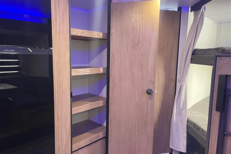 2024 Grey Wolf Family Bunkhouse | Sleeps 9 | Delivery Available