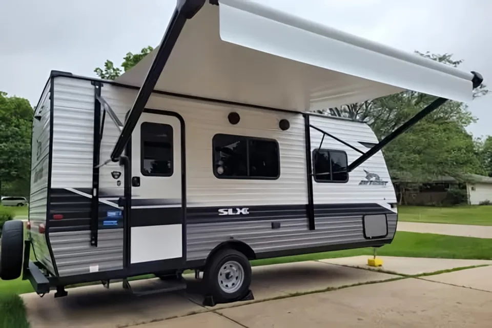  Jayco Jay Flight SLX 195RB Travel Trailer