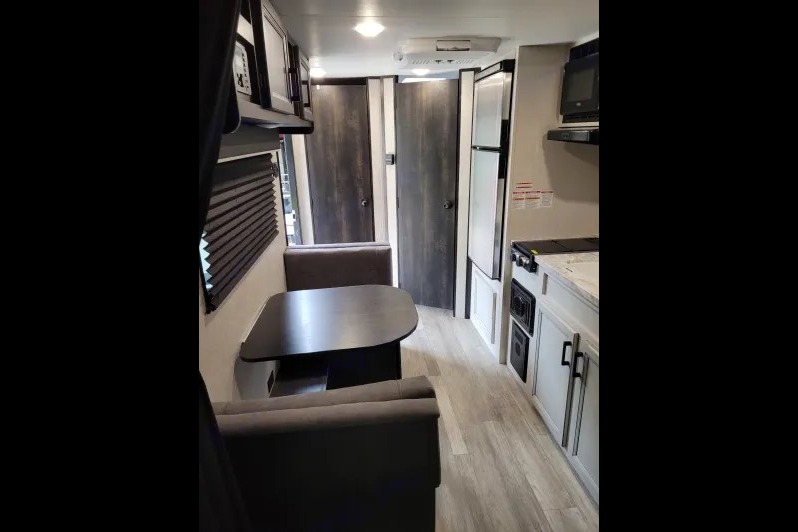  Jayco Jay Flight SLX 195RB Travel Trailer
