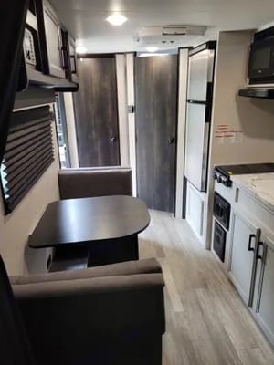 Jayco Jay Flight SLX 195RB Travel Trailer