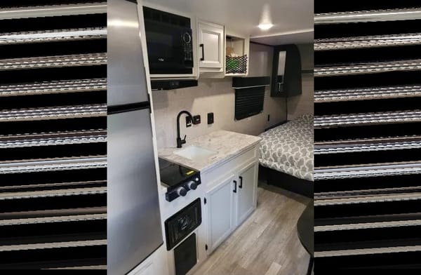 Jayco Jay Flight SLX 195RB Travel Trailer