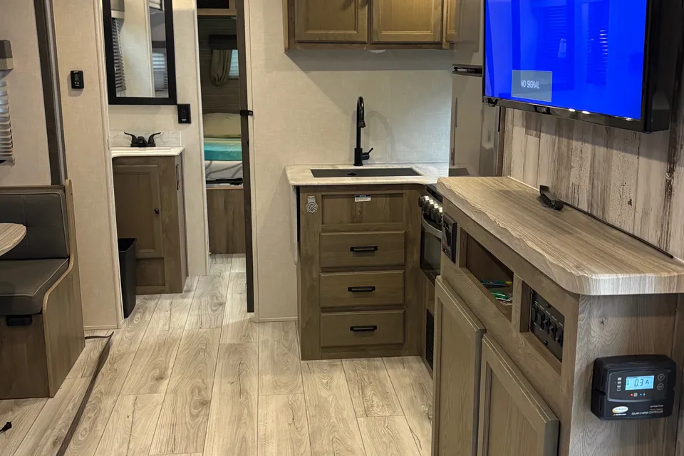 Rodney's Forest River Surveyor Legend Travel Trailer