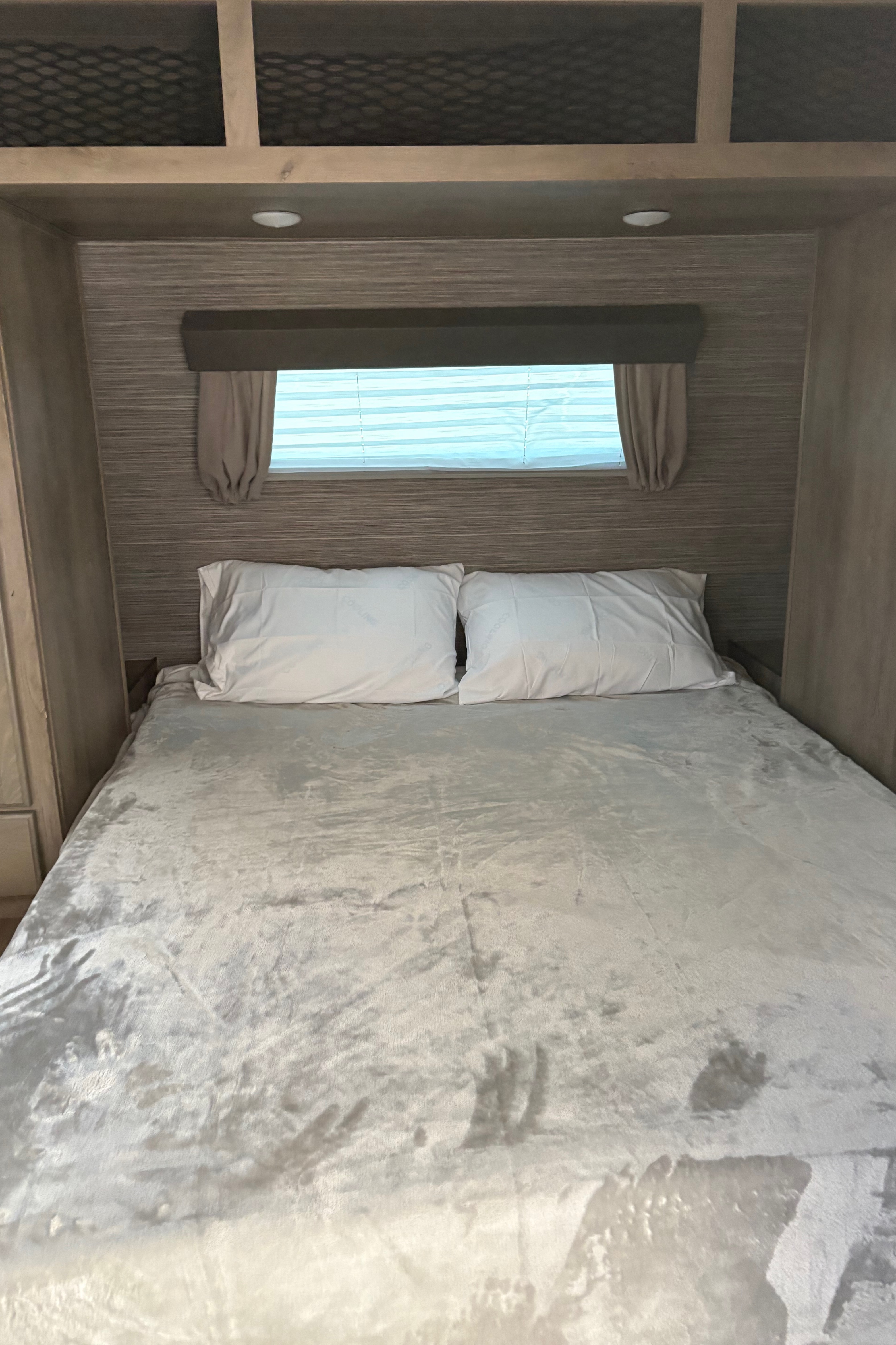 Rodney's Forest River Surveyor Legend Travel Trailer