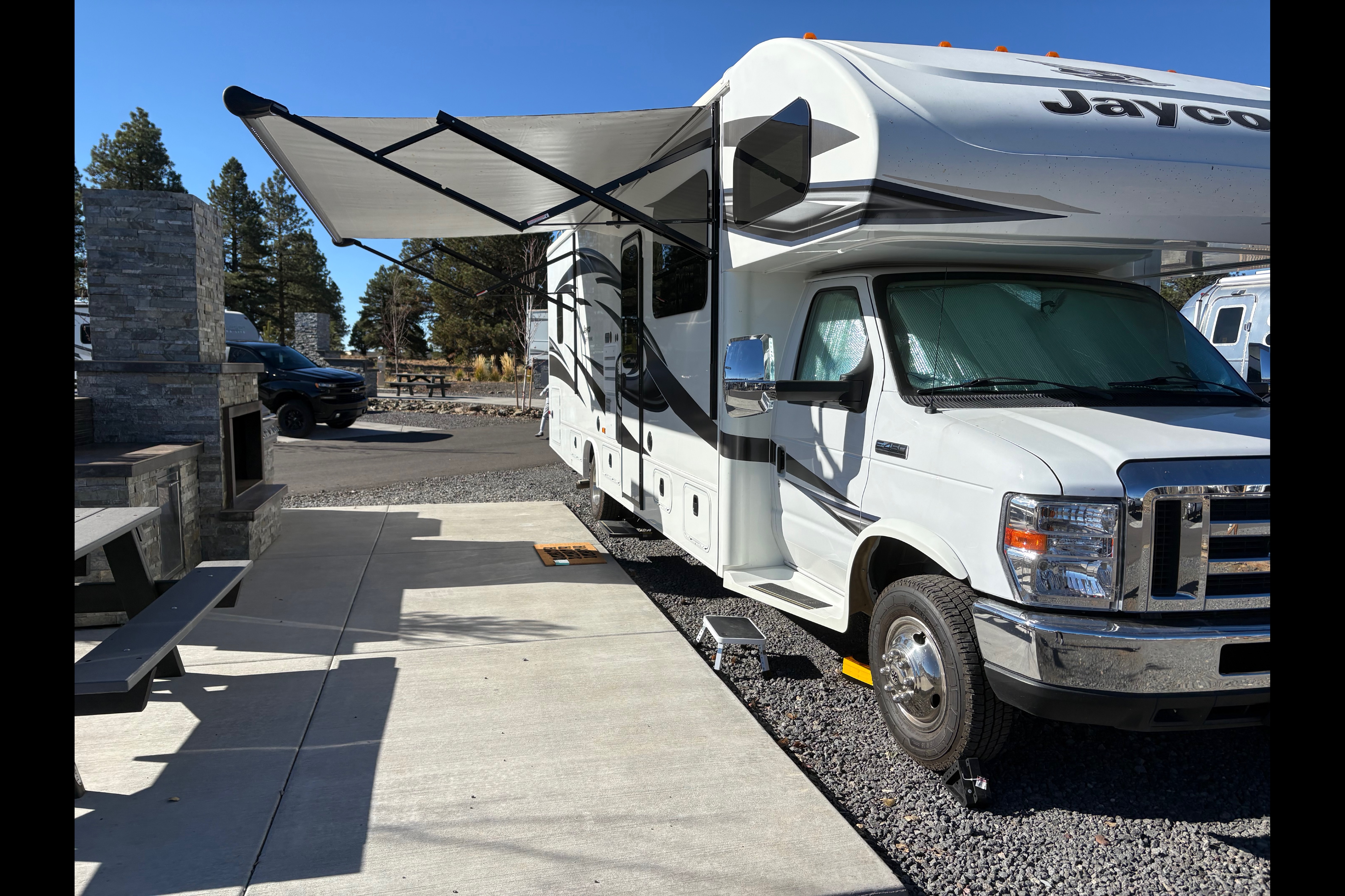 Family Fun Motorhome-Adventures Await! No experience needed