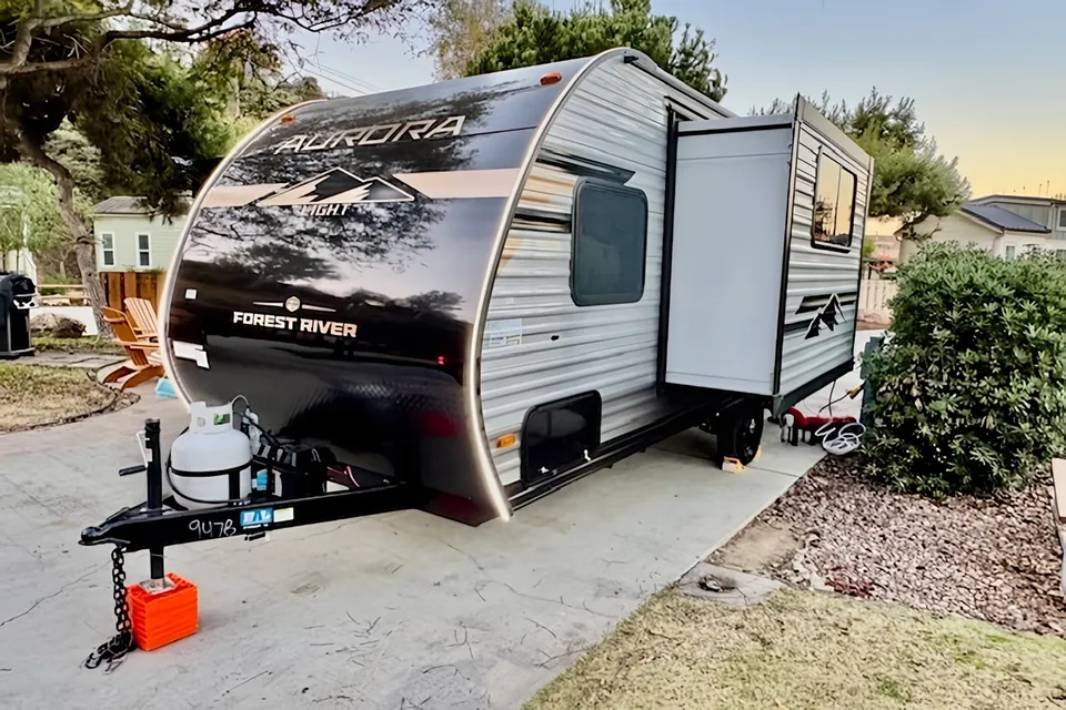 Weekend warriorz Wildwood Aurora Travel Trailer