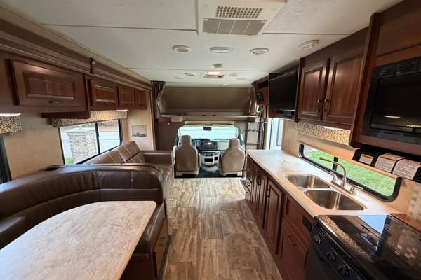 Luxury Family-Friendly Motorhome. Adventure Ready