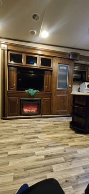 Luke's Grand Design 5th wheel