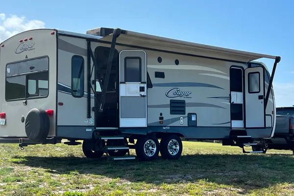 The Cozy Dozy Couples RV
