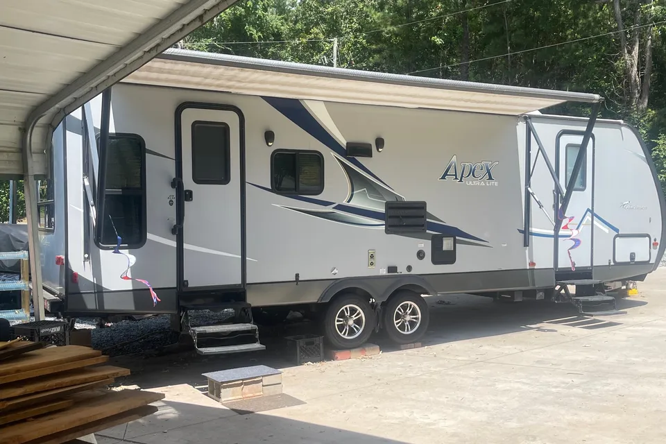 Coachmen 279RLSS Travel Trailer