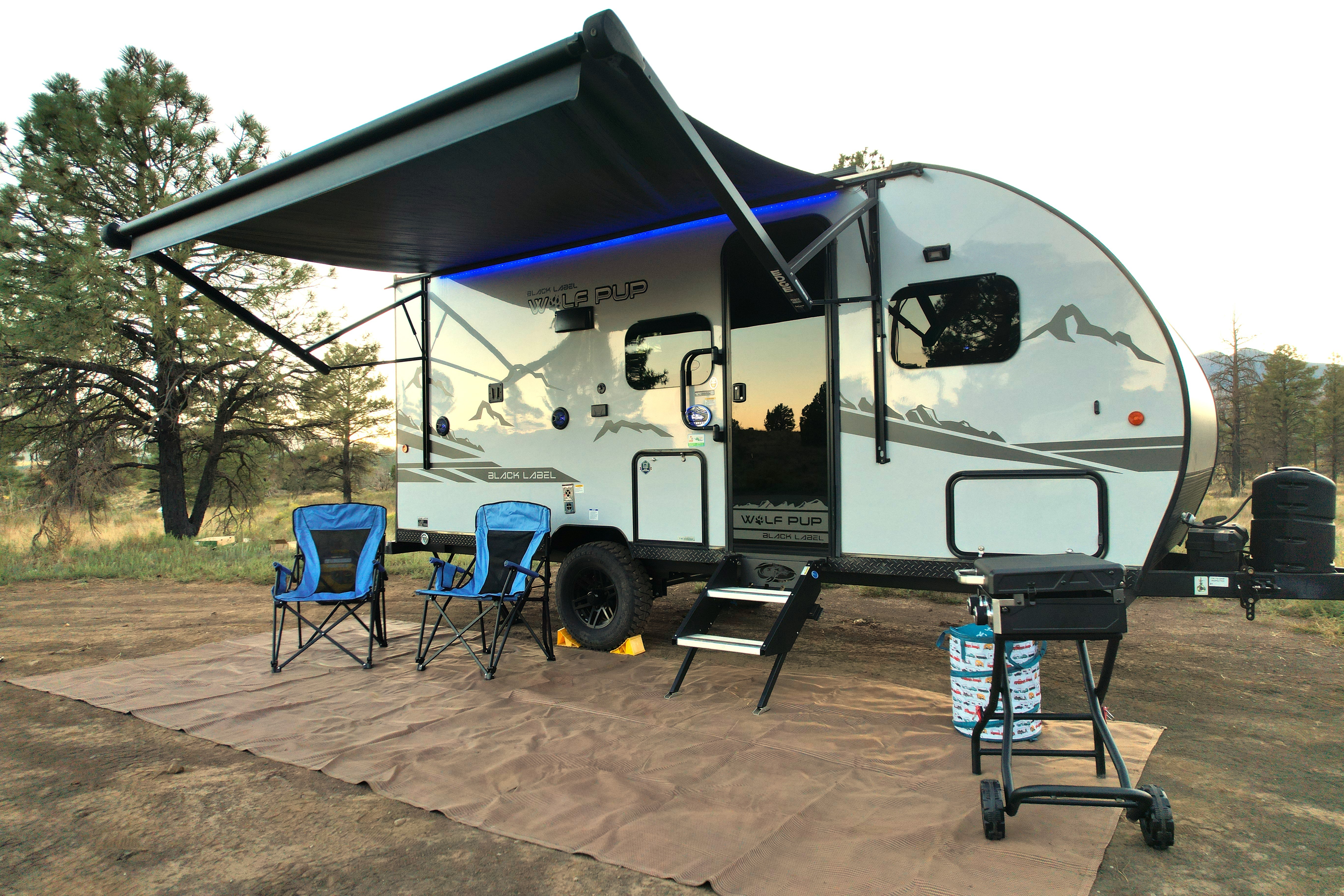 Wolf Pup Bunkhouse - ALL Inclusive