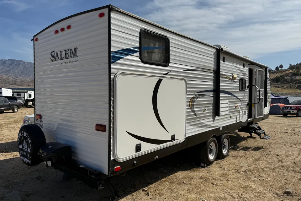 Marco's Forest River Wildwood T30QBSS Travel Trailer