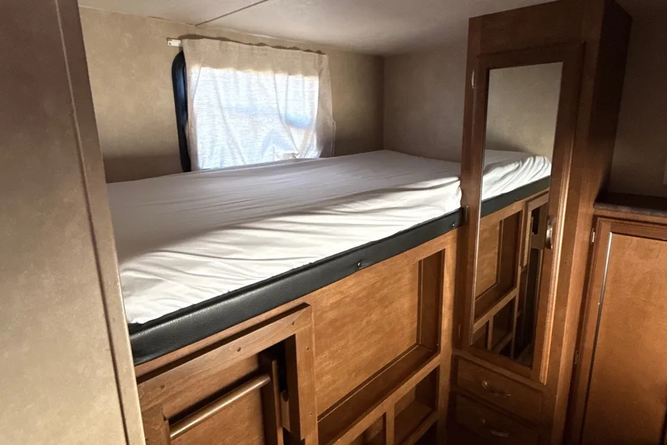 Marco's Forest River Wildwood T30QBSS Travel Trailer