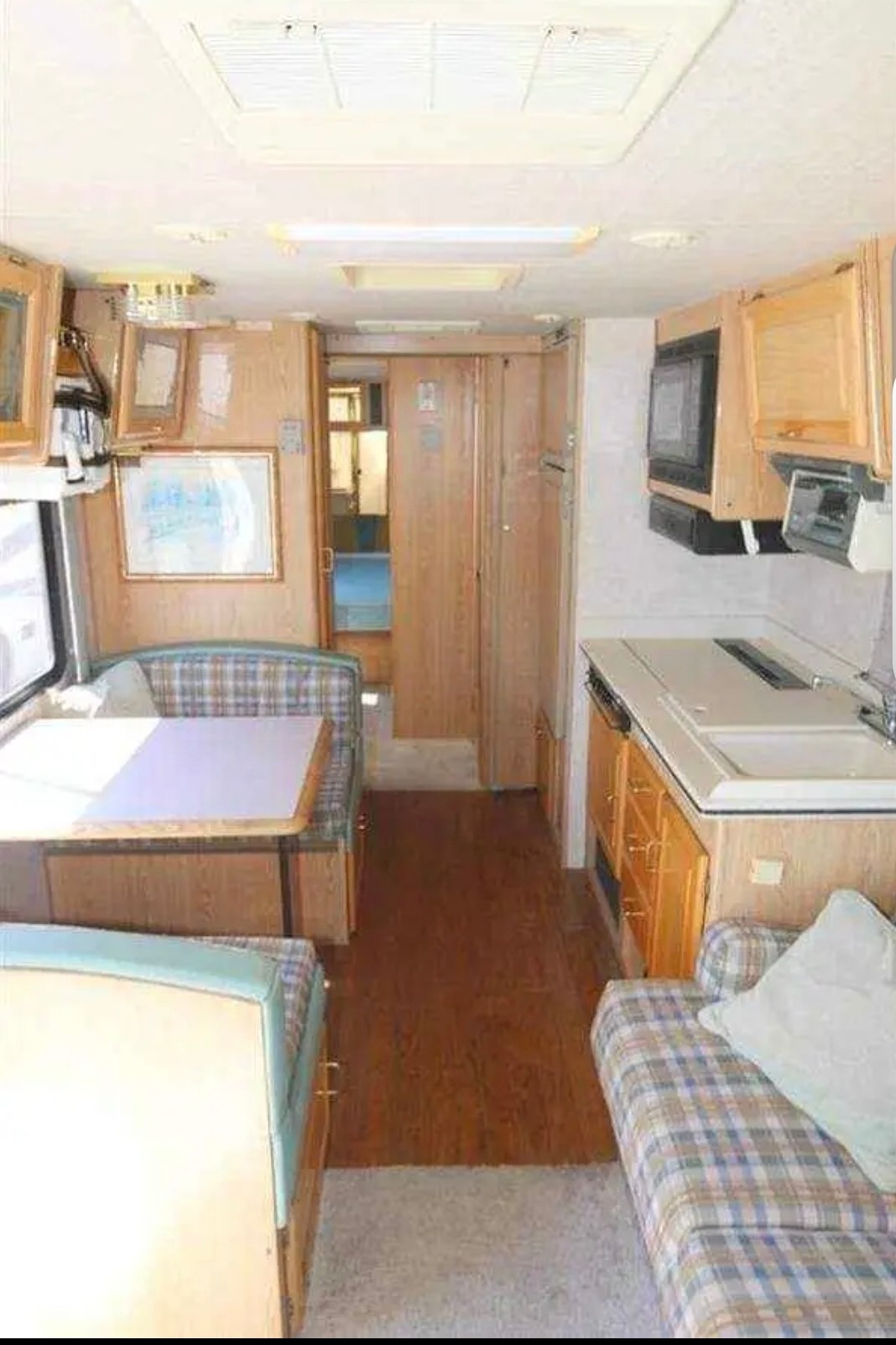 Joshua's National RV Dolphin Class A