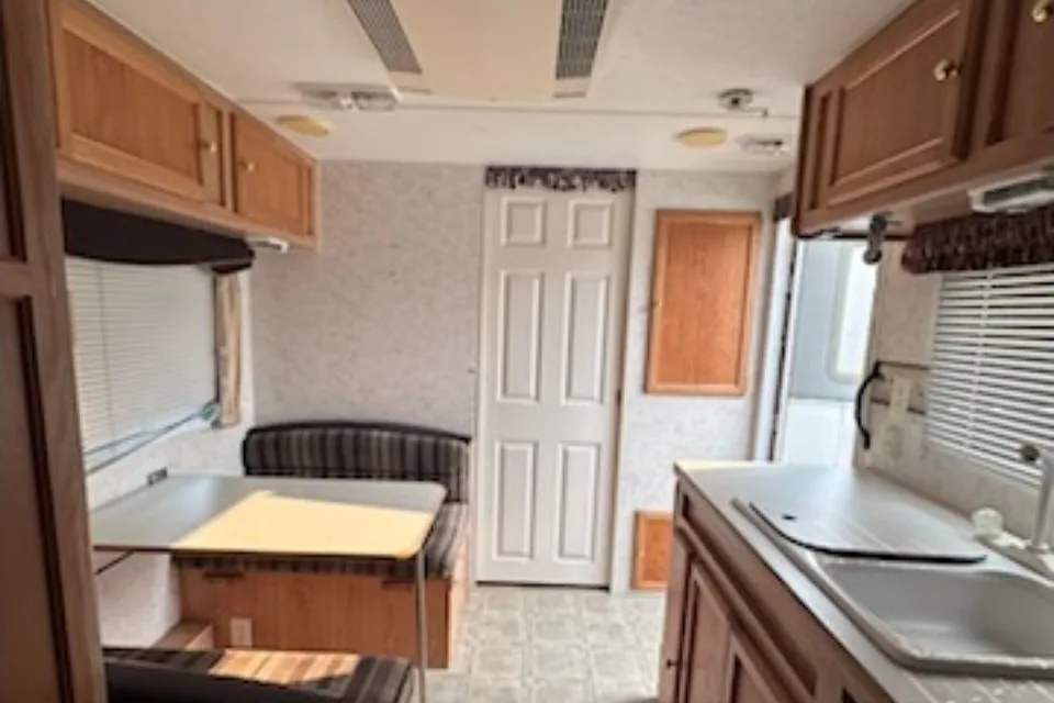 Dale's Travelair Rustler Rustler Travel Trailer