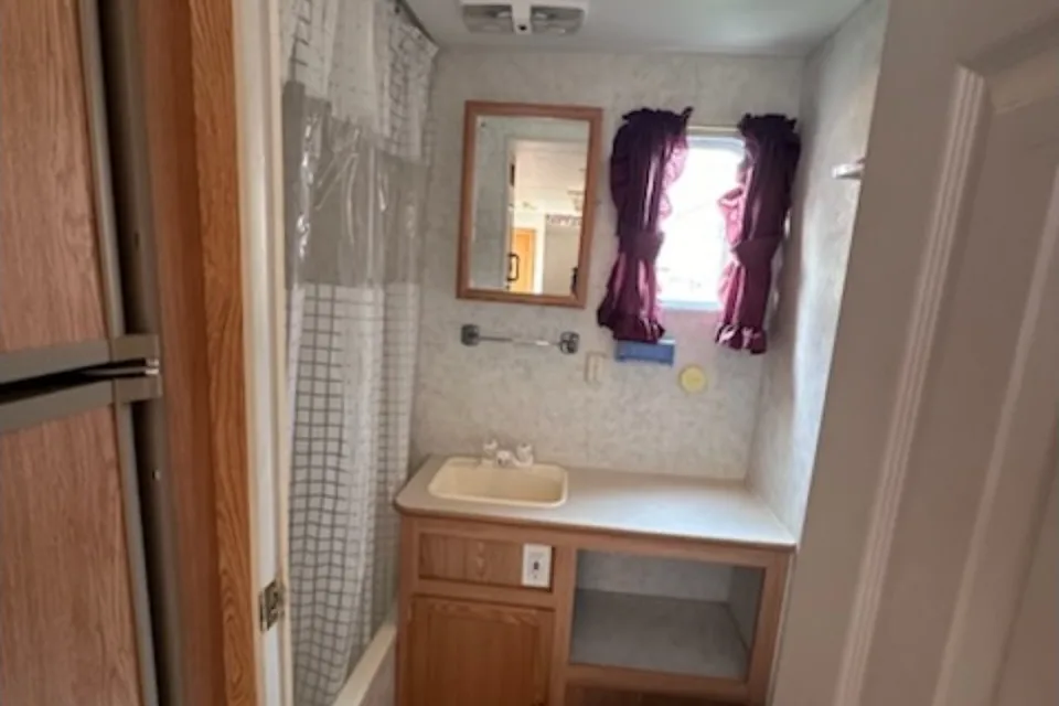 Dale's Travelair Rustler Rustler Travel Trailer