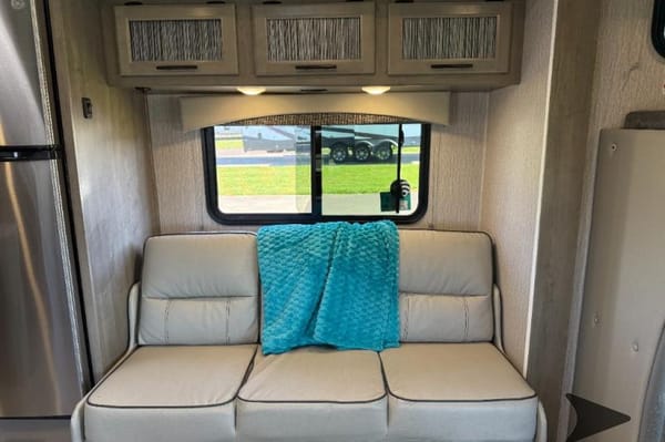 2023 Freelander 26DS | Yellowstone-Ready, Fully Stocked, Sleeps 6