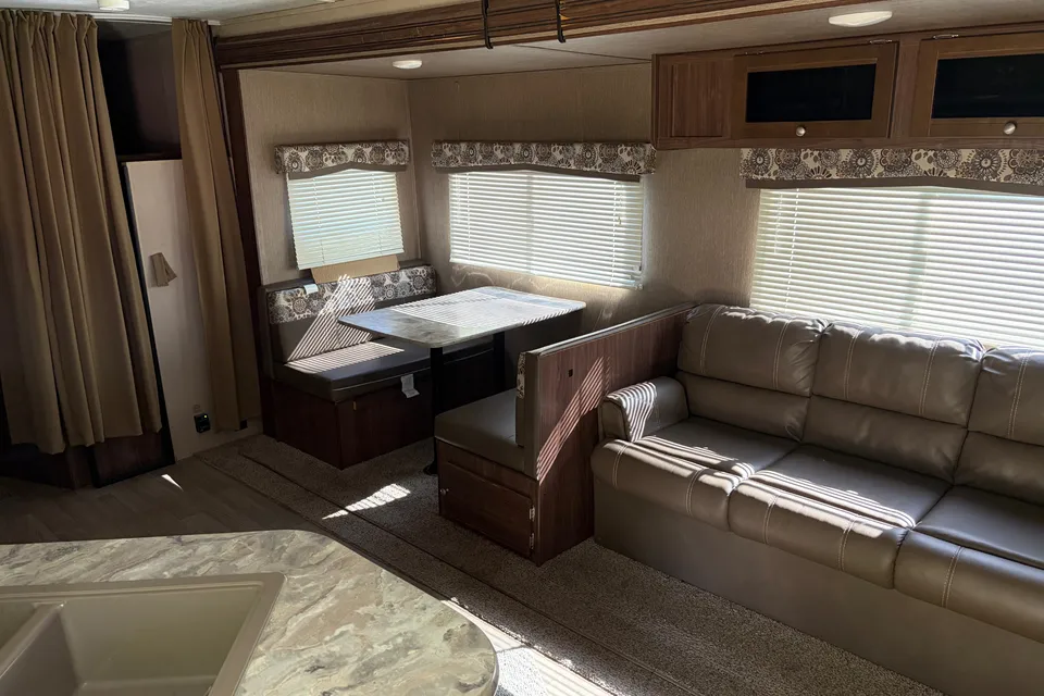 CPServices Coleman 263BH Travel Trailer