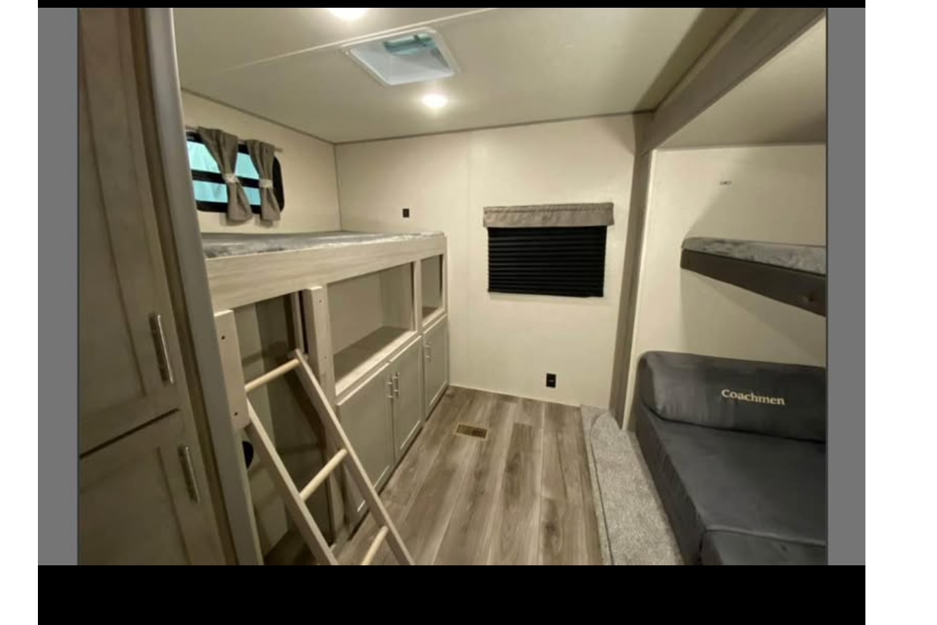 Stéphanie Coachmen Catalina 323BHD Roulotte