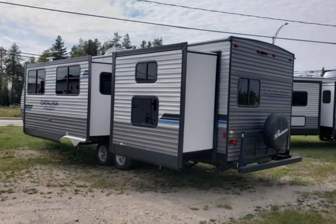 Stéphanie Coachmen Catalina 323BHD Roulotte